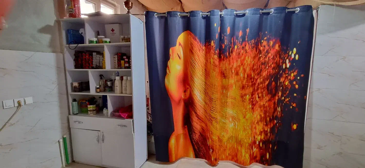 تجهیزات آرایشگاهی|آرایشگاه و سالنهای زیبایی|بهنمیر, |دیوار