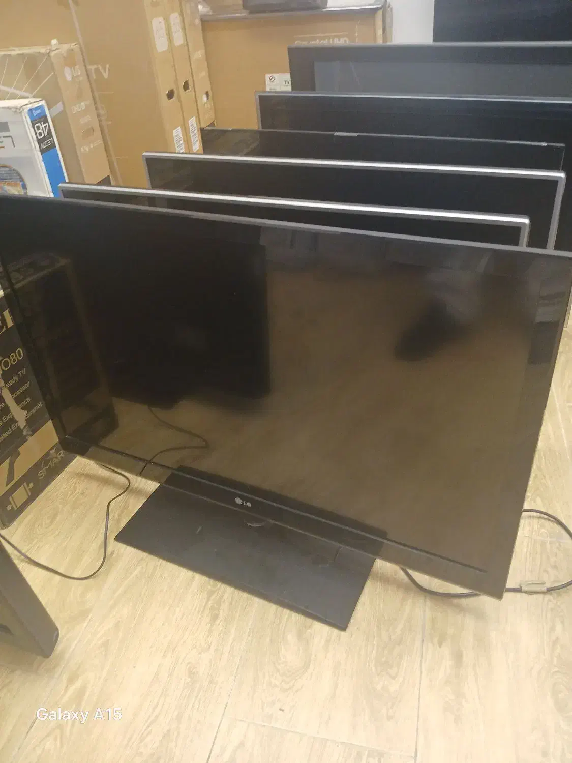 ال ای دی پی دی پی ۴۳ تعداد الجی شجاعی|تلویزیون و پروژکتور|شیراز, فخرآباد (دروازه کازرون)|دیوار