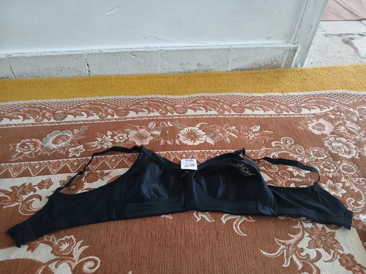 سوتین|لباس|اسلام‌‌آباد غرب, |دیوار