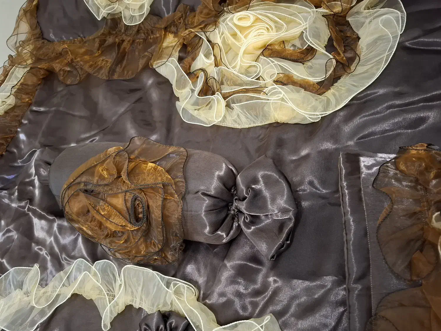 رو تختی دو نفره ، مناسب عروس|سرویس روتختی|تهران, تهرانسر مرکزی|دیوار