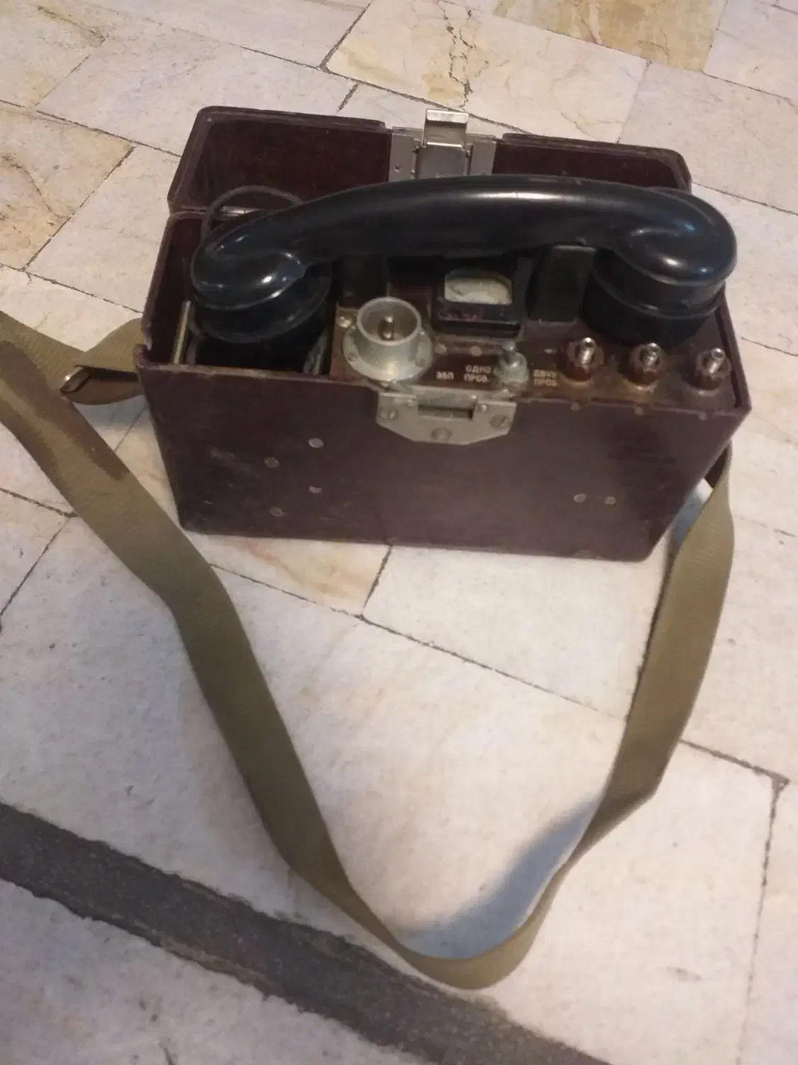 تلفن روسی دوره جنگ جهانی|کلکسیون اشیاء عتیقه|تهران, درکه|دیوار