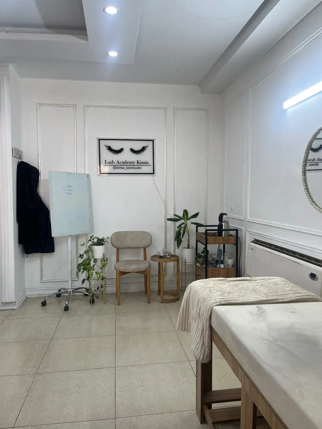 اجاره تخت|اجارهٔ دفتر کار، اتاق اداری، مطب|تهران, باشگاه نفت|دیوار