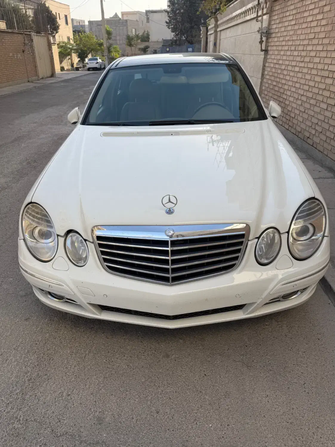 Benz E350|خودرو کلاسیک|پرند, فاز ۰|دیوار