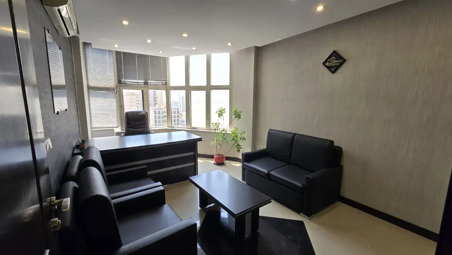 85مترسعادت آباد*اداری*ورودی لابی شیک*سرتاسرپنجره|فروش دفتر کار، اتاق اداری، مطب|تهران, دریا|دیوار