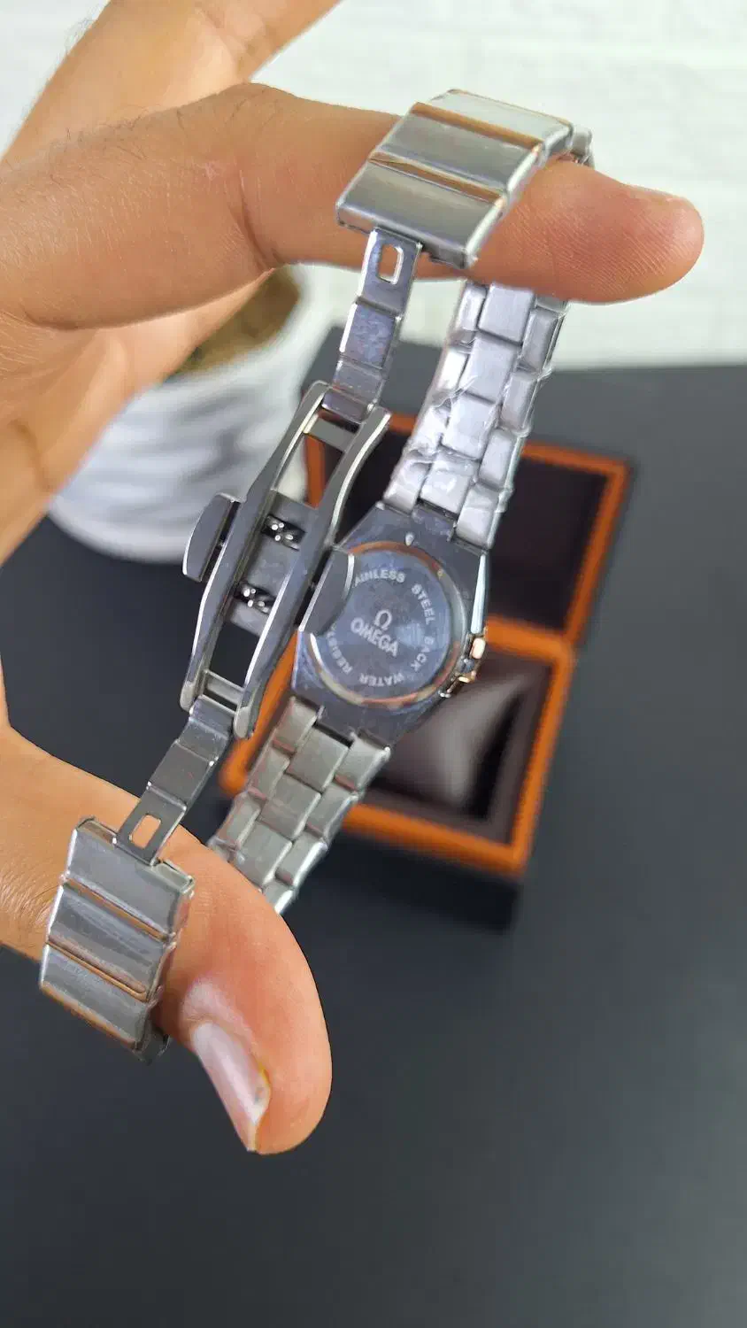 ساعت اومگا (مخصوص روز مادر)|ساعت|قم, صفائیه|دیوار