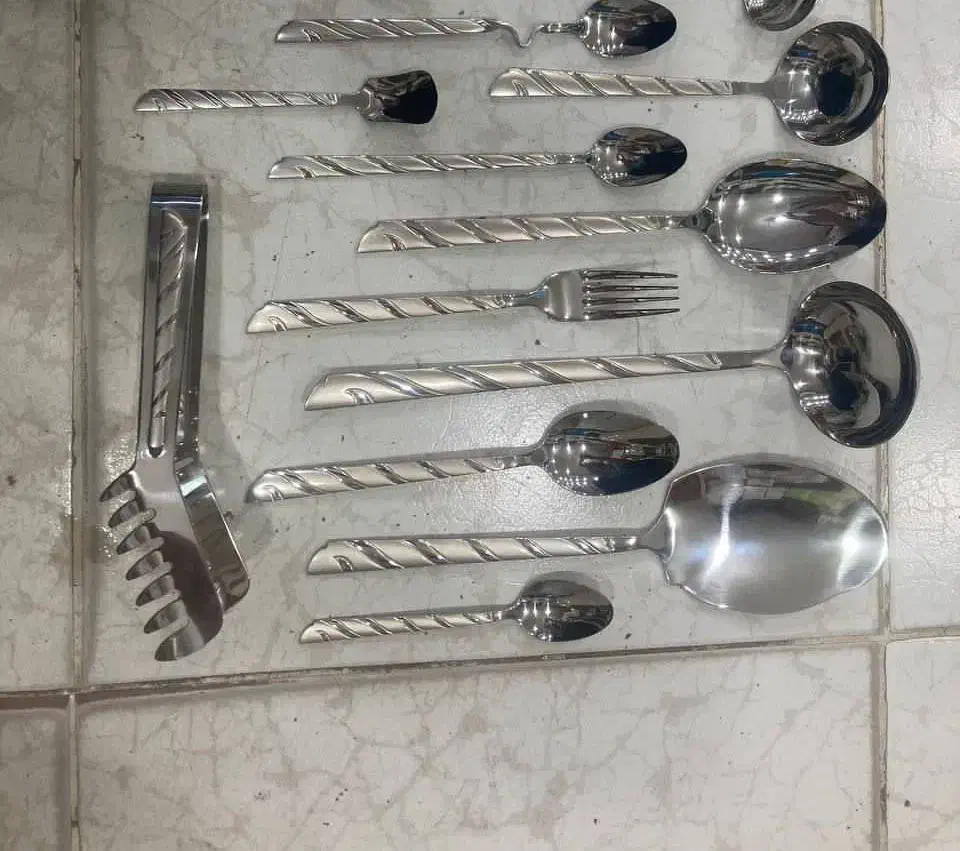 سرویس ۲۴ نفره ۱۴۴ پارچه قاشق و چنگال یونیک آلمان|ظروف سرو و پذیرایی|تهران, تهرانسر غربی|دیوار