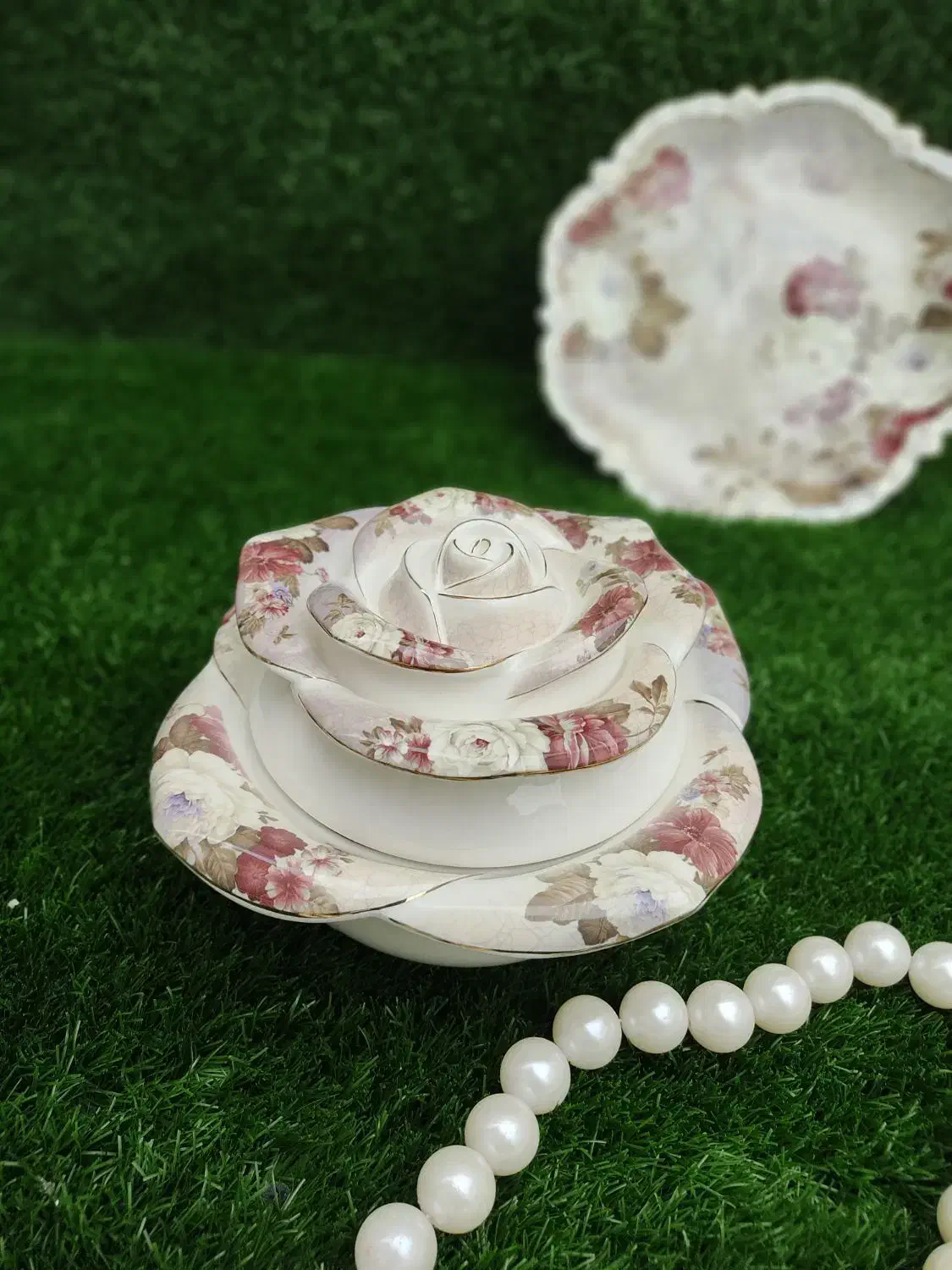 لردشید|ظروف سرو و پذیرایی|قم, قلعه عموحسین|دیوار