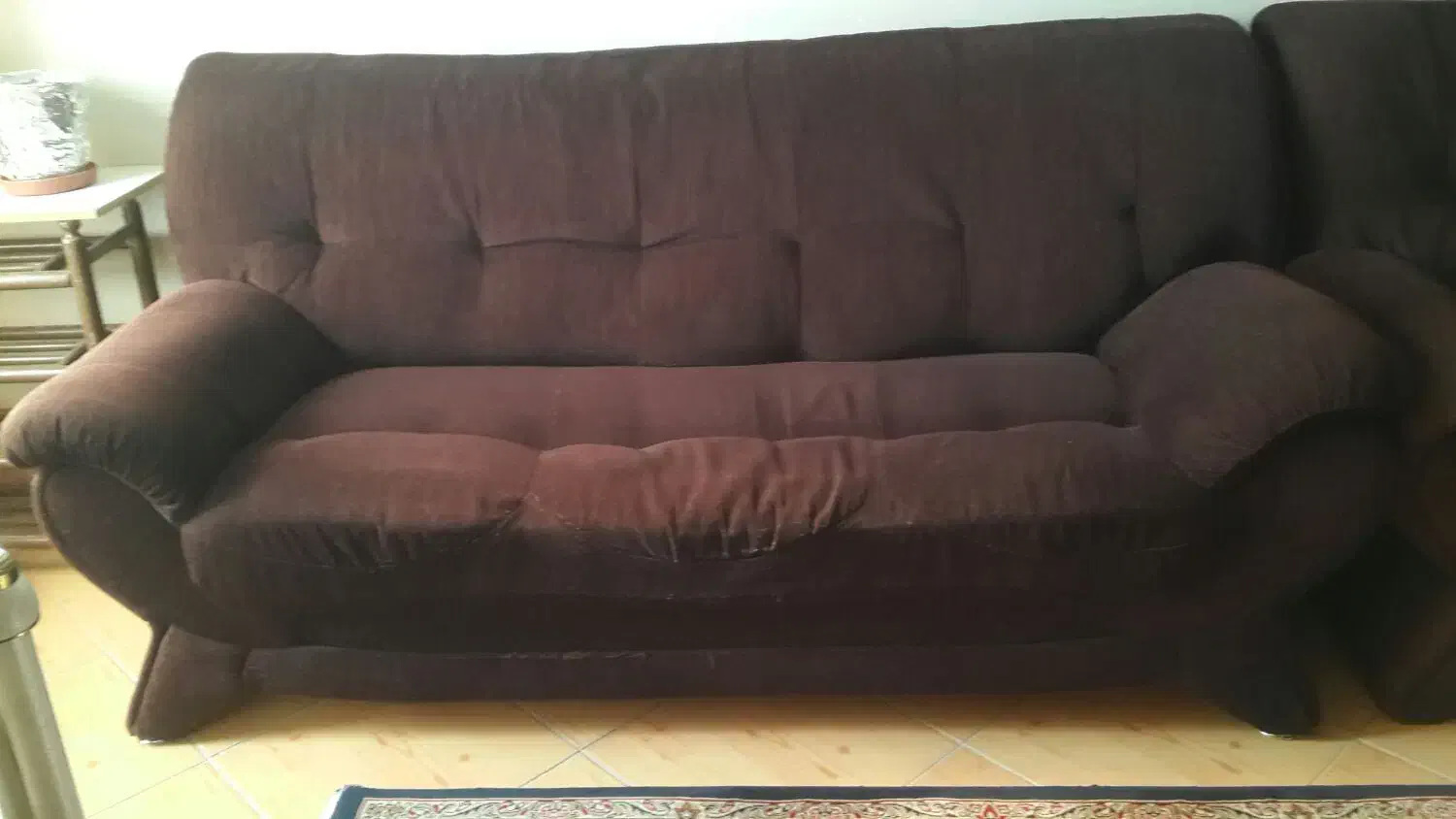 یک سرویس مبل راحتی هفت نفره. چهارتکه ویک مبل تکی|مبلمان خانگی و میز عسلی|شیراز, سینما سعدی|دیوار