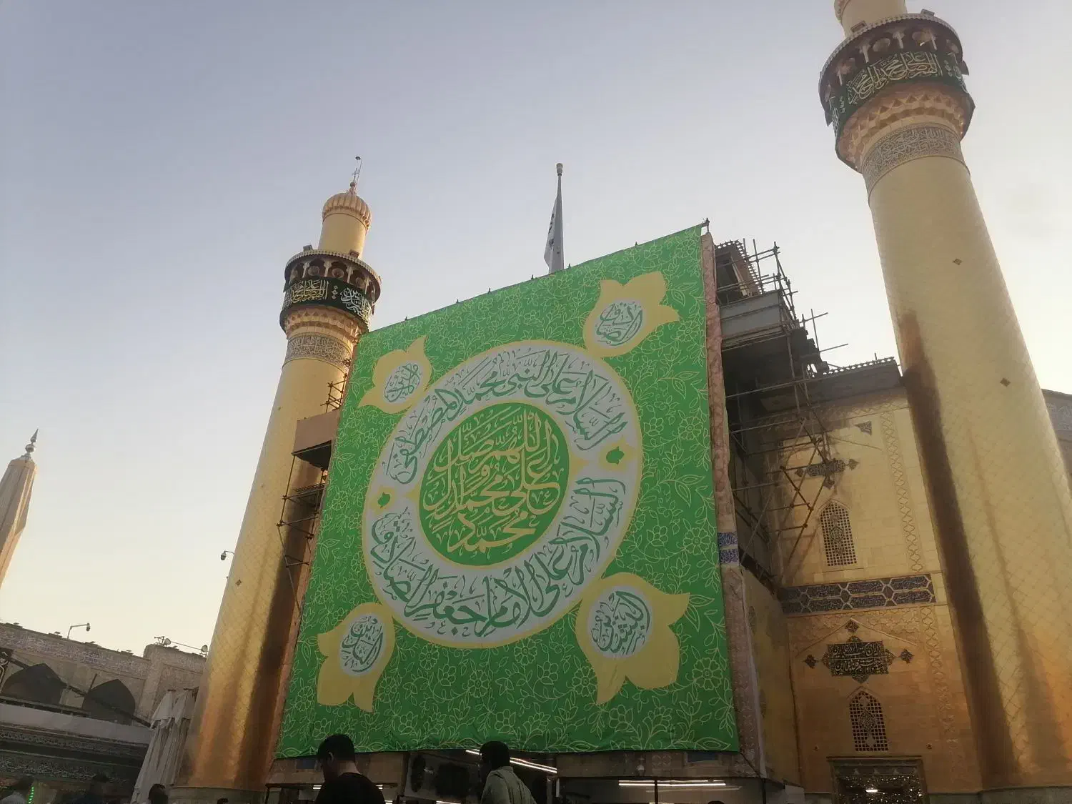 مشهد مقدس|تور و چارتر|یزد, |دیوار