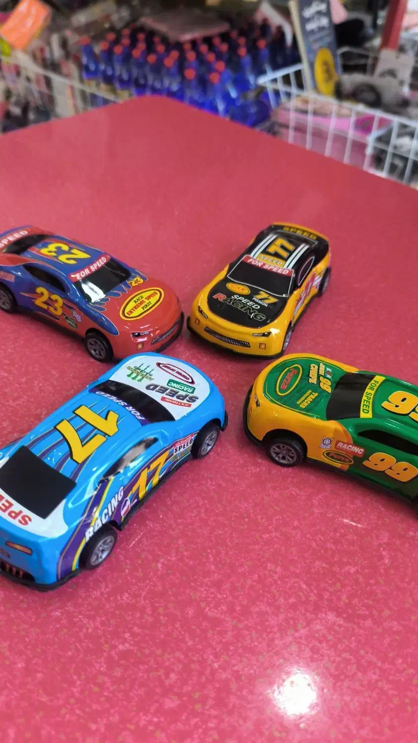 ماشین فلزی هم رسید|اسباببازی|گلبهار, شهر جدید گلبهار|دیوار