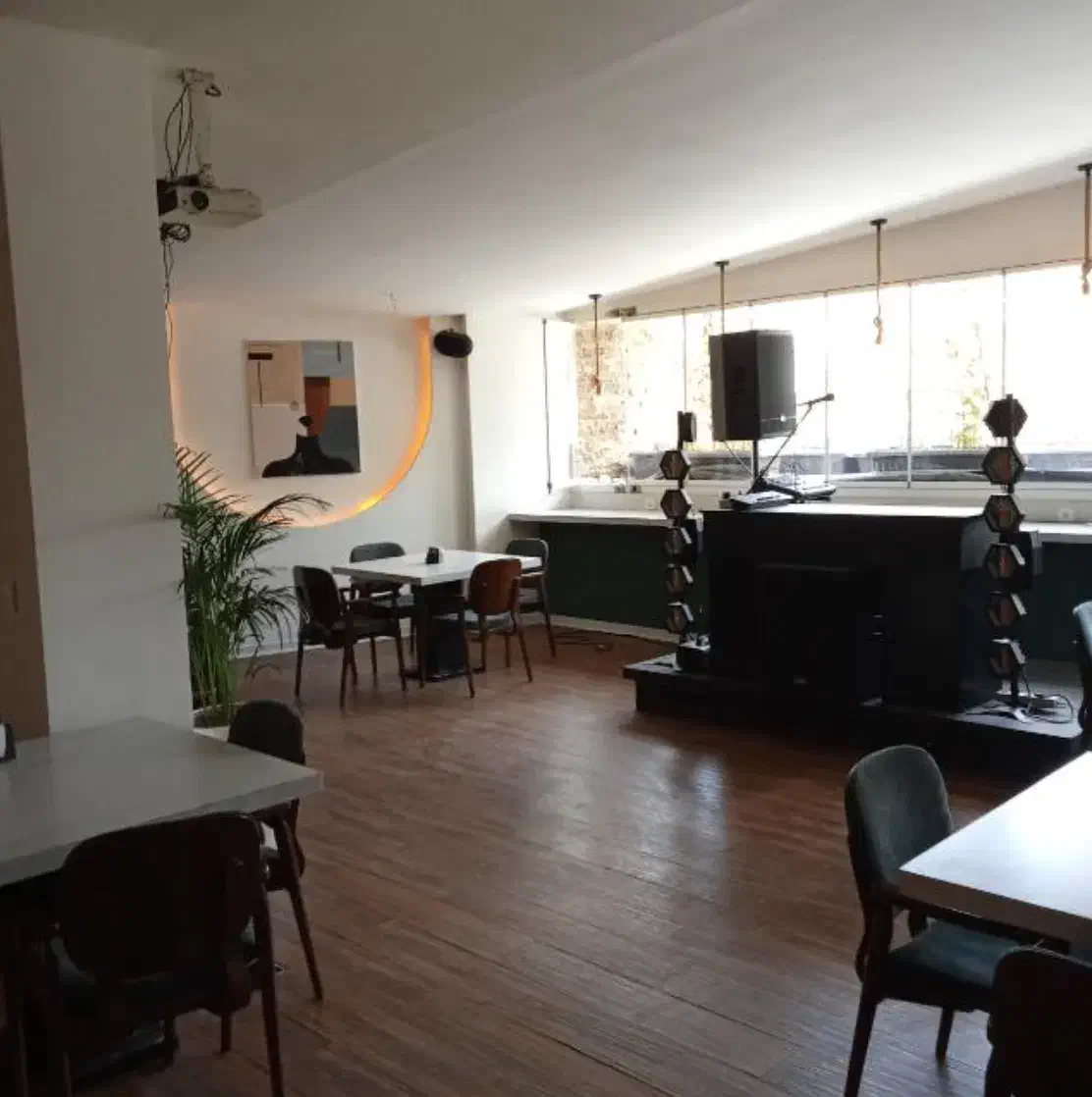 استخدام در کافه و رستوران|استخدام خدمات فروشگاه و رستوران|تهران, اقدسیه|دیوار