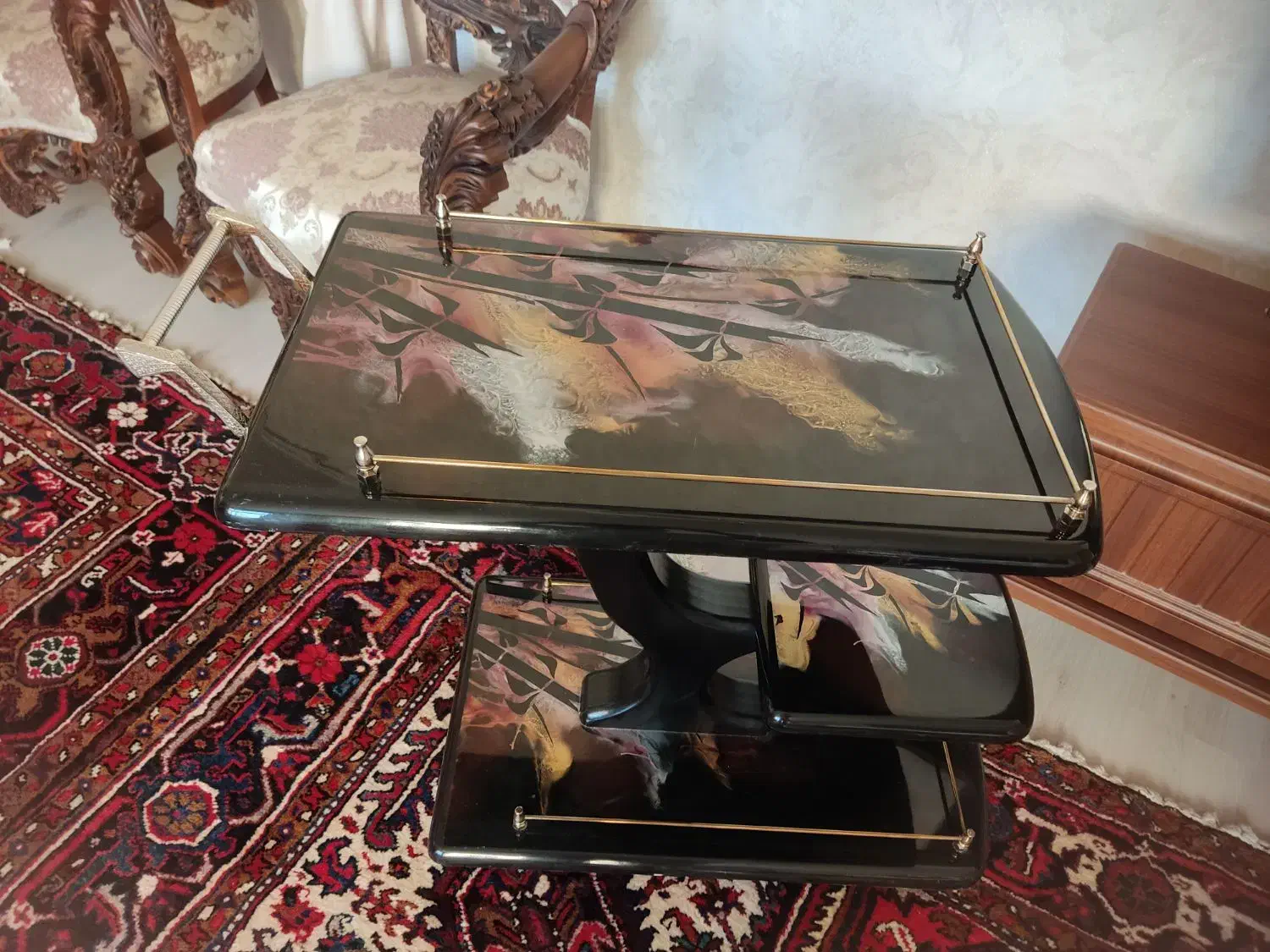 میز بار چرخدار میز ساده شیشه‌ای|میز و صندلی غذاخوری|تبریز, |دیوار