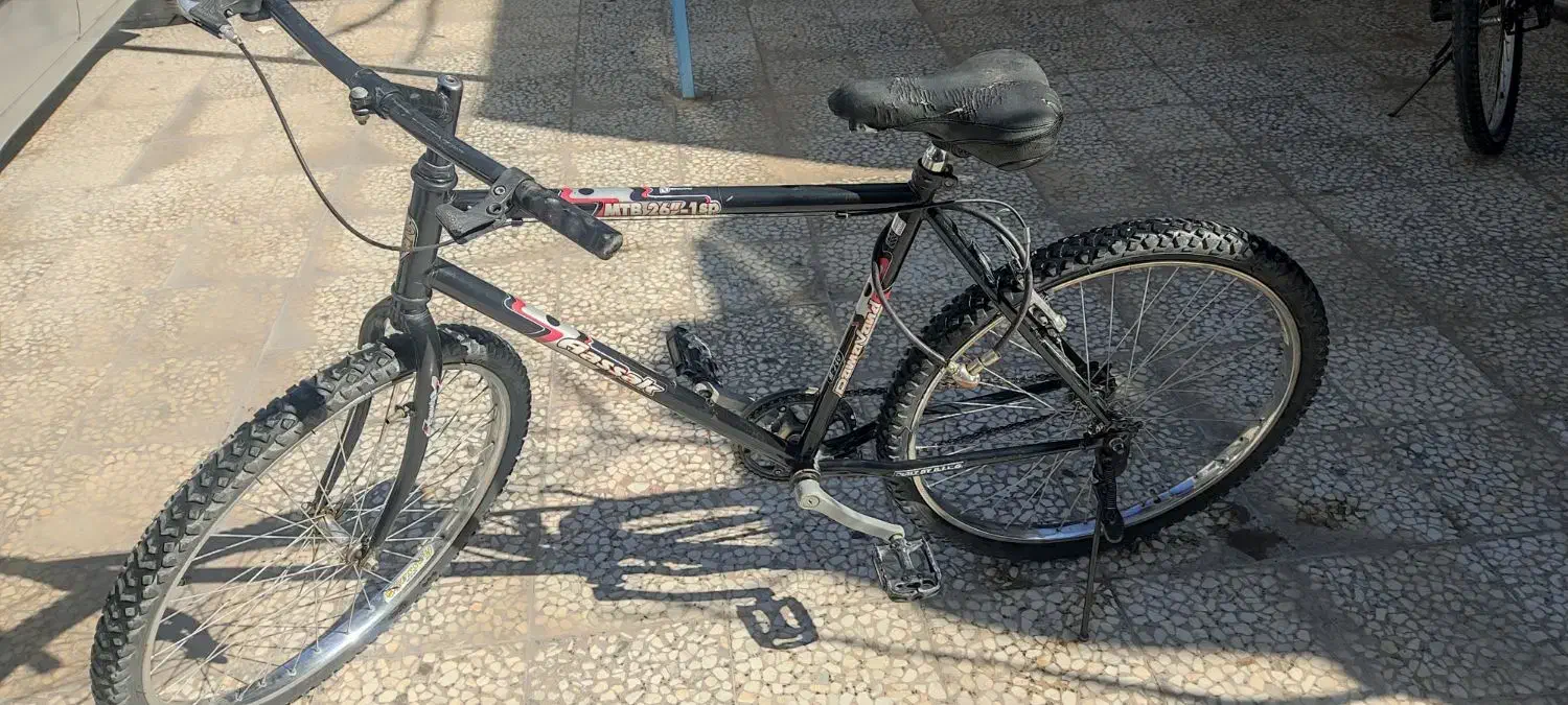 دوچرخه آساک|دوچرخه، اسکیت، اسکوتر|خاش, |دیوار