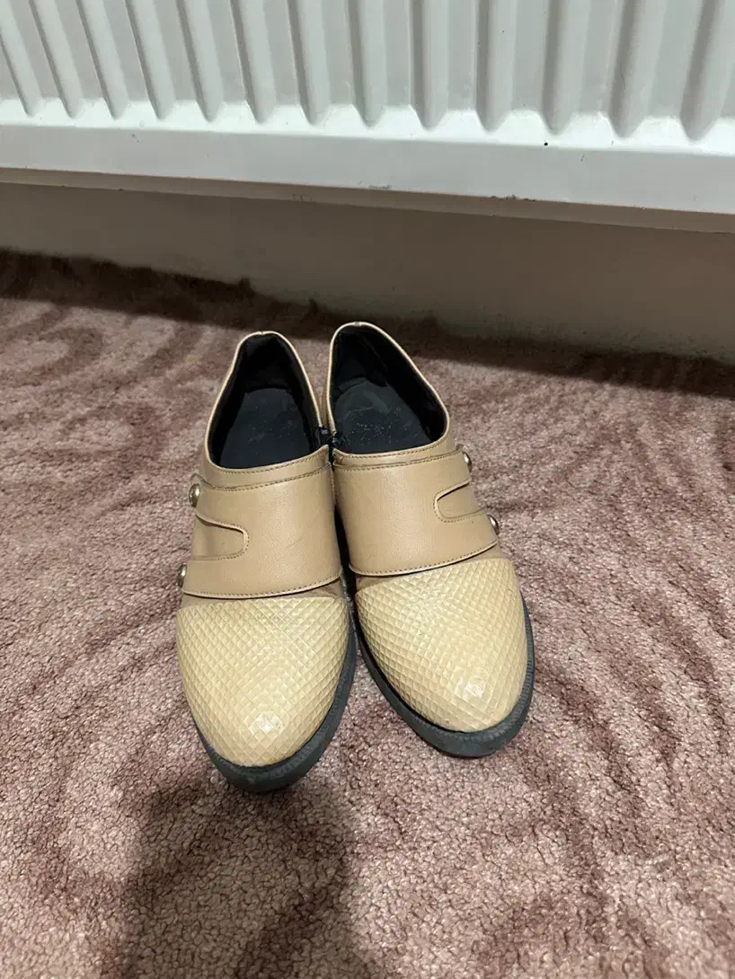 کفش زنانه|کیف، کفش، کمربند|پاکدشت, پاکدشت (مامازند)|دیوار