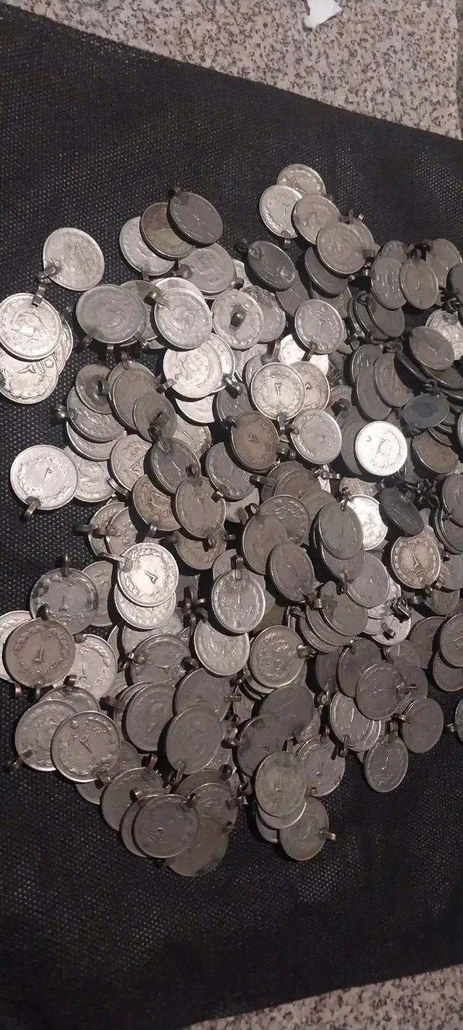 سکه دوریالی حلقه دار|کلکسیون سکه، تمبر، اسکناس|پیرانشهر, |دیوار