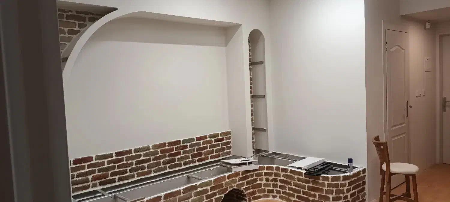 نصب کاغذ دیواری، ماربل شیت،سنگ آنتیک،آجر نسوز|خدمات پیشه و مهارت|تهران, عباس‌آباد|دیوار