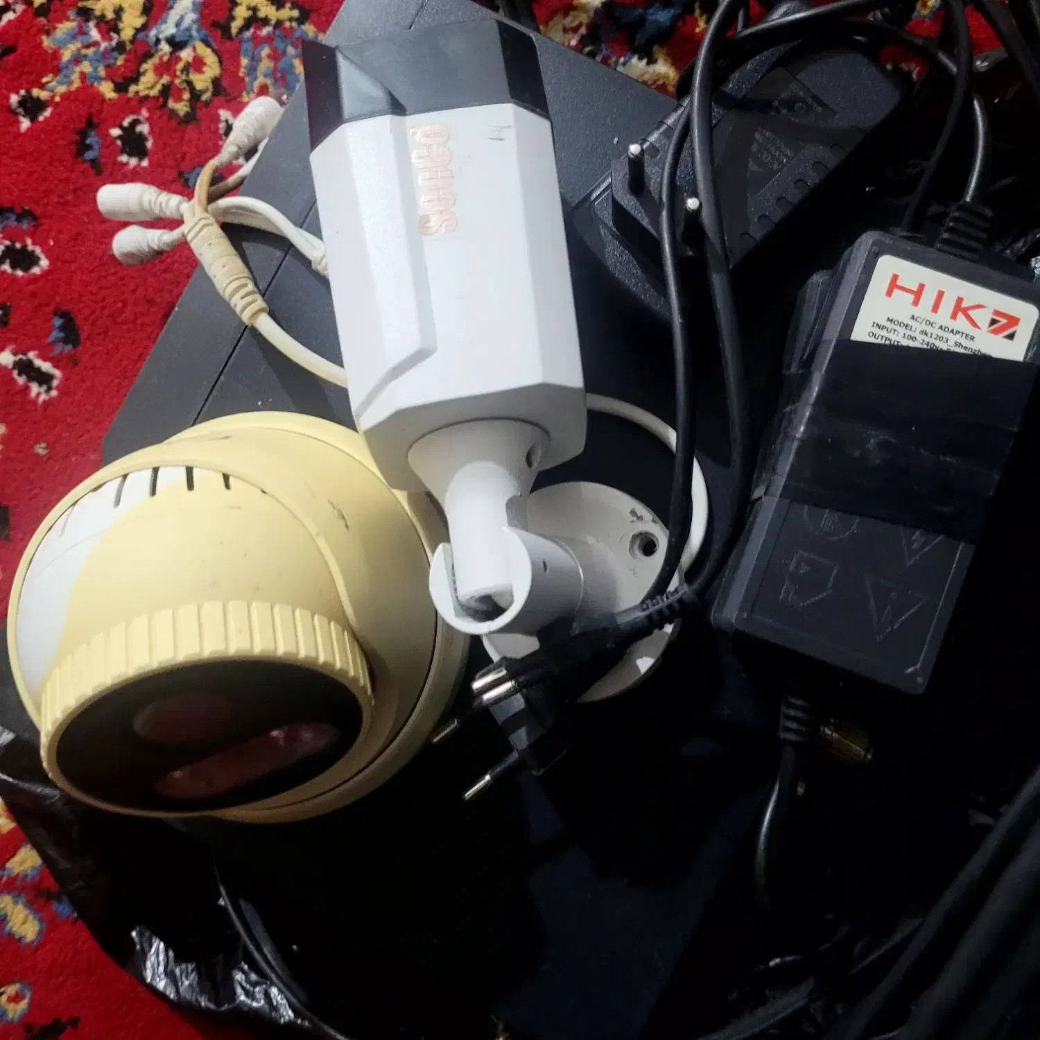 دوعدد دوربین کارکرده با همه وسایل ۵۵۰۰|دوربین مداربسته|یاسوج, |دیوار