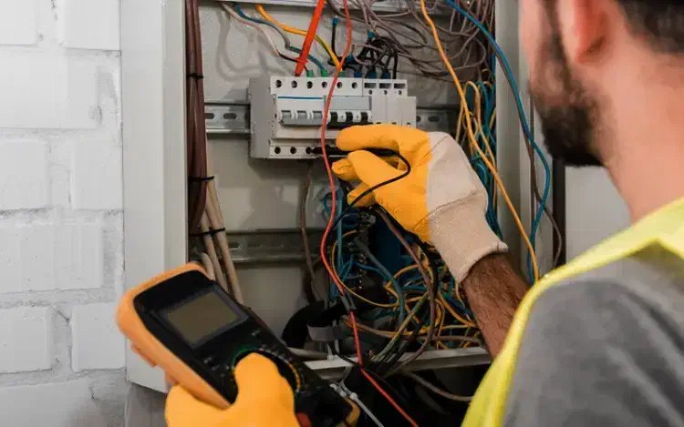 برقکاری و تعمیرات ساختمان و صنعتی|خدمات پیشه و مهارت|تهران, ونک|دیوار