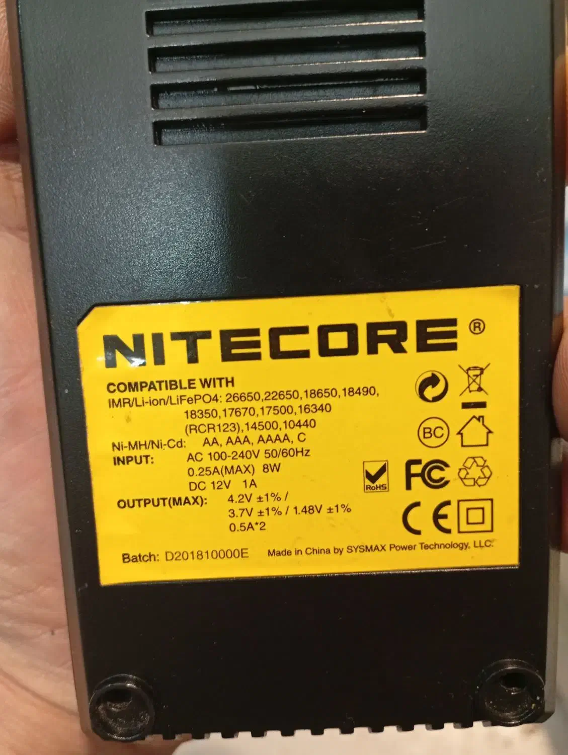 شارژر نایتکورNitecore D2|لوازم جانبی موبایل و تبلت|تهران, امامت|دیوار