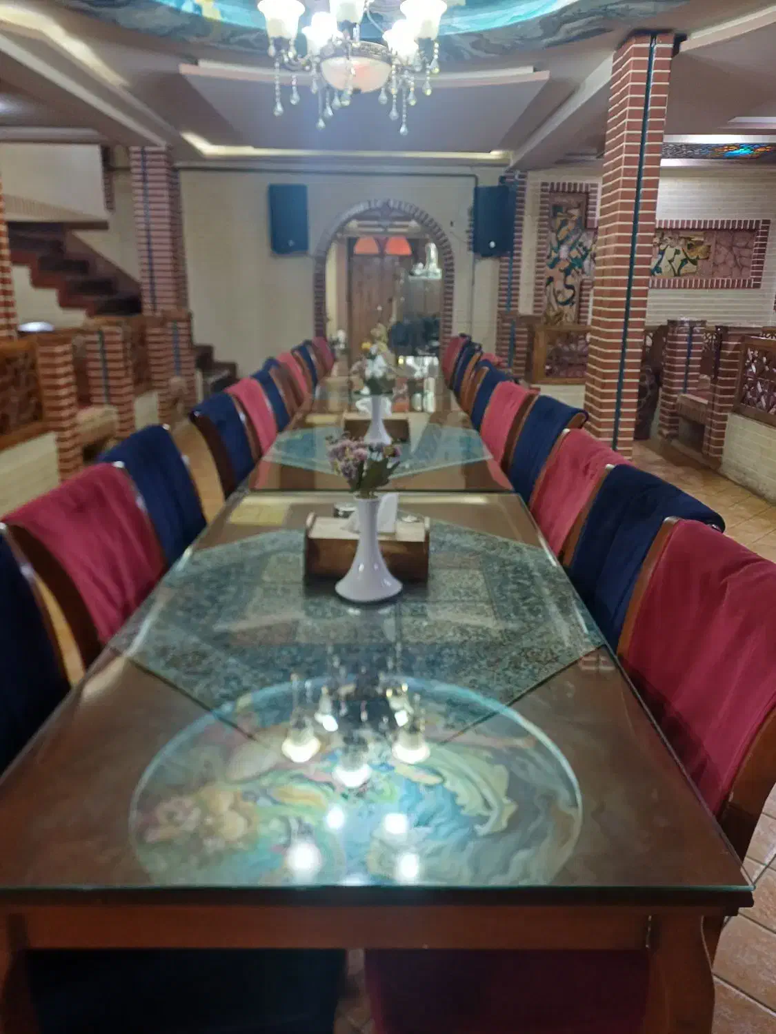 استخدام سالن کار و گارسون|استخدام خدمات فروشگاه و رستوران|زنجان, |دیوار