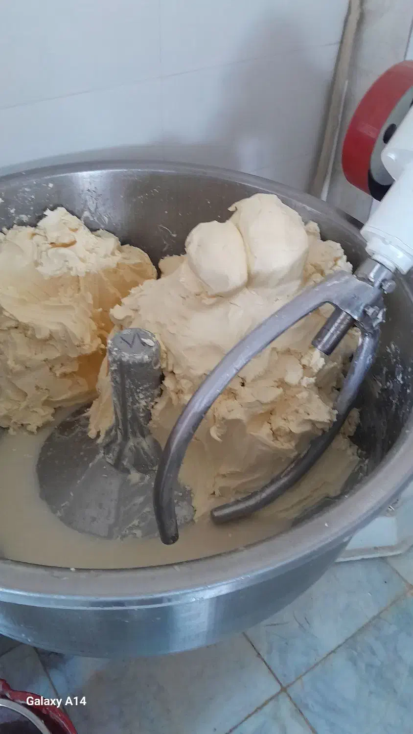 کره خامه|خوردنی و آشامیدنی|هشتگرد, شهرک وحدت|دیوار