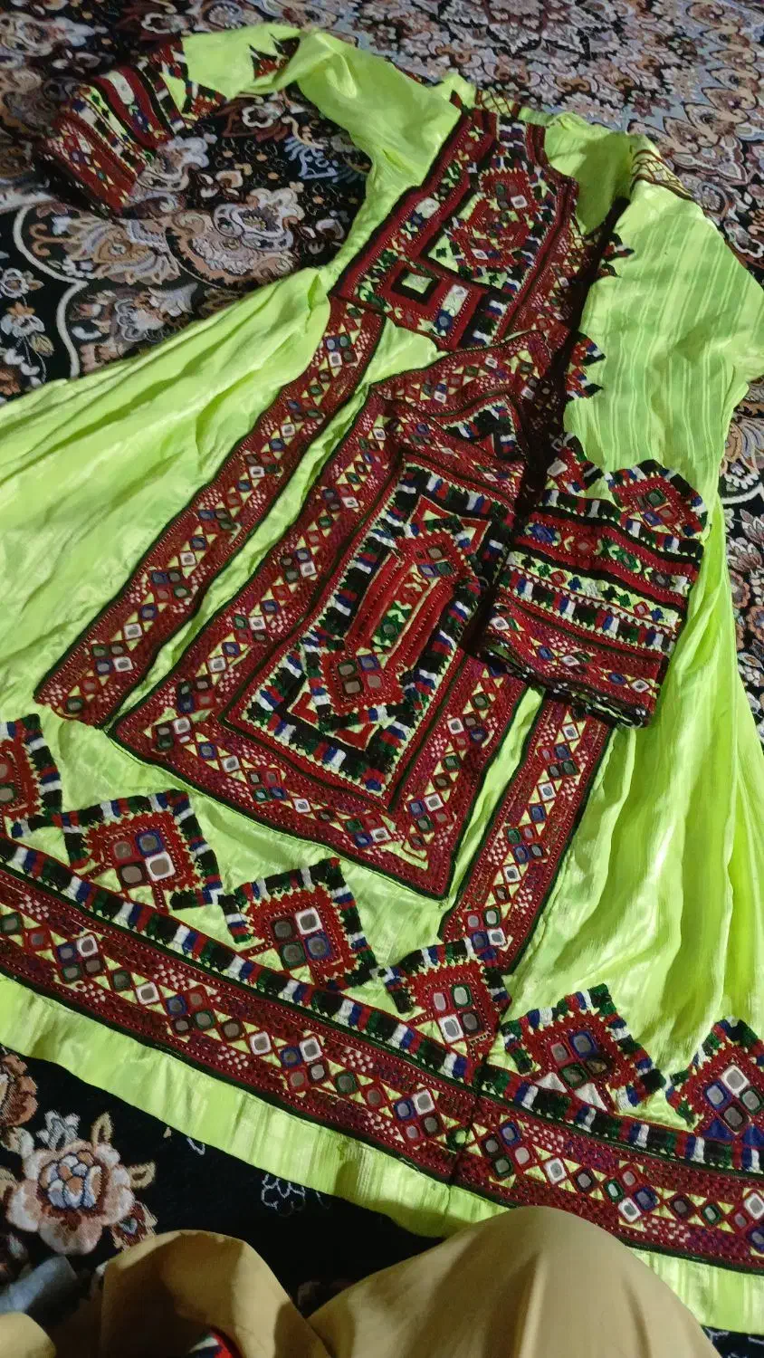 لباس دست دوم قابل معاوضه نو هست  با نو|لباس|ایرانشهر, |دیوار