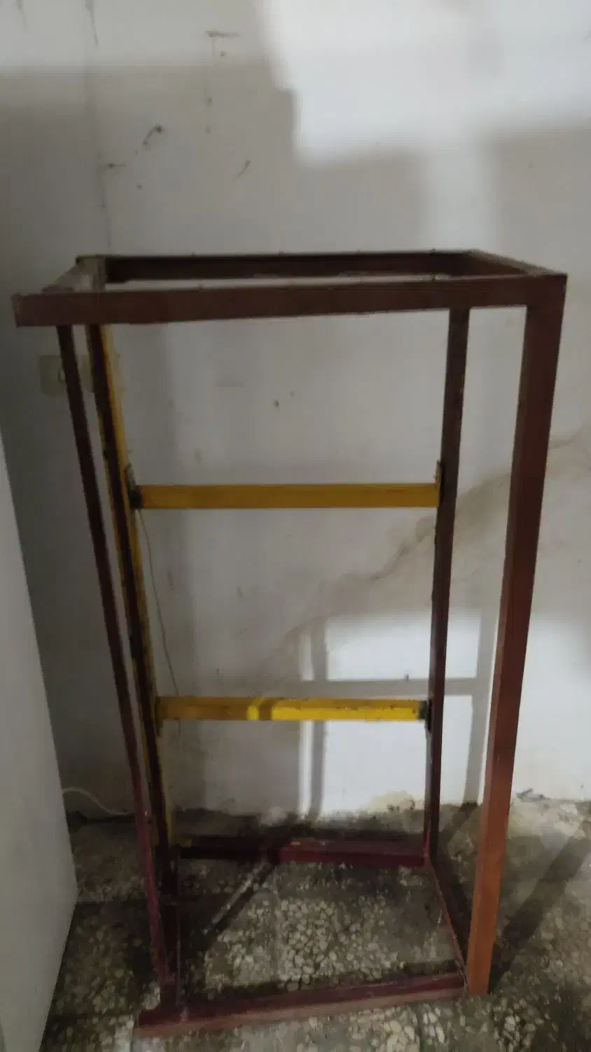 چهار پایه داخلی منزل وبیرون قوطی 4*4|صندلی و نیمکت|نجفآباد, صالح آباد|دیوار