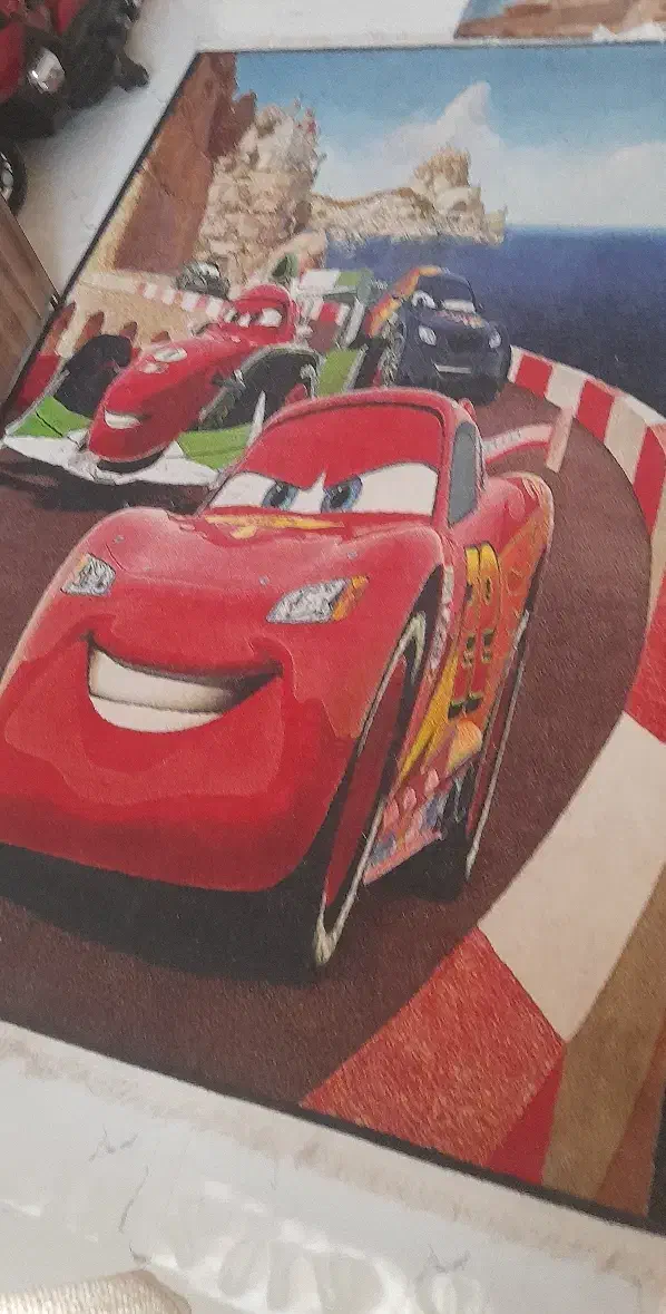 فرش ۶ متری طرح مکویین|فرش|پردیس, فاز ۲|دیوار