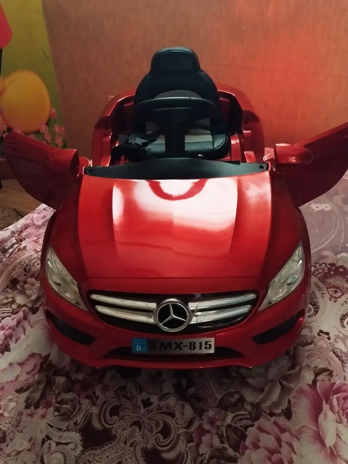 ماشین شارژی دو موتوره کاملا سالم|اسباب‌‌بازی|نهاوند, |دیوار