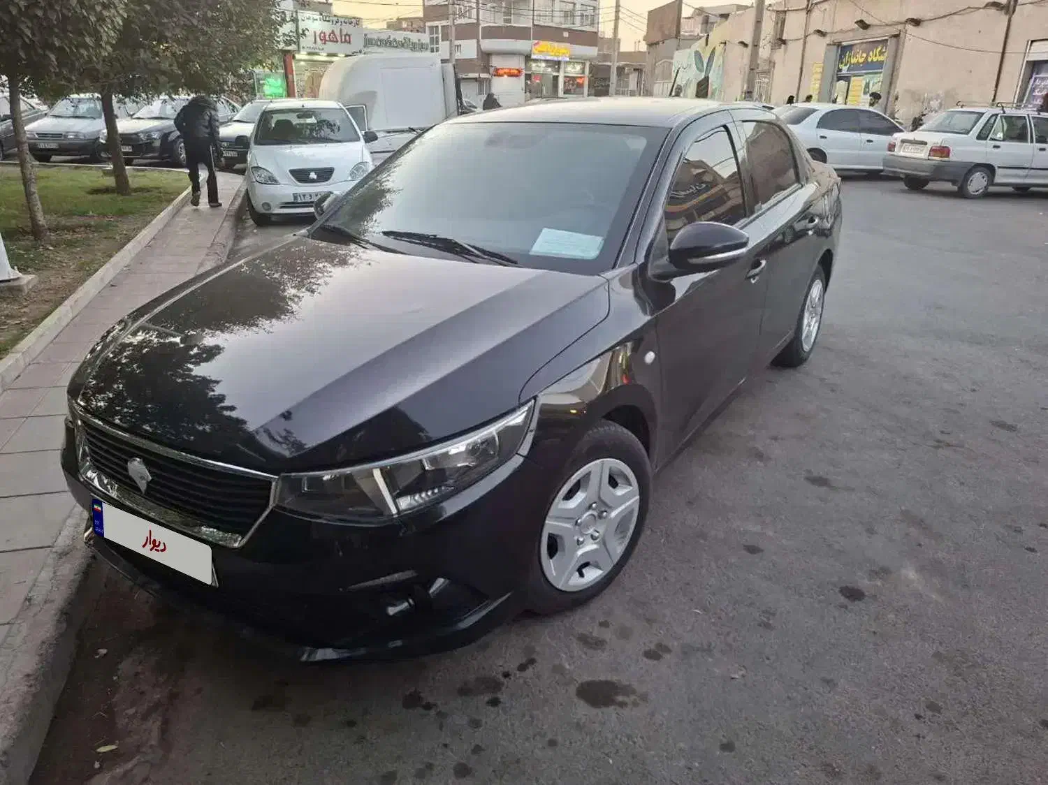 تاراV1 پنج دنده|خودرو سواری و وانت|قم, سراجه (۱۵ خرداد)|دیوار