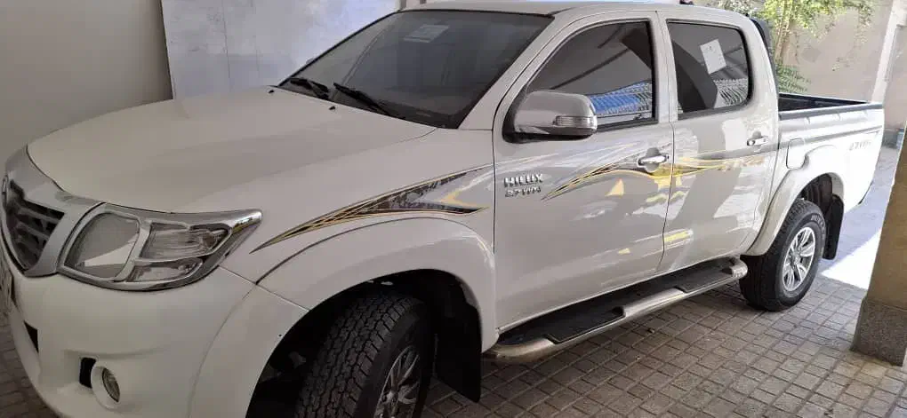 هایلوکس ۲۰۱۴ بلند|خودرو سواری و وانت|مشهد, امام رضا (ع)|دیوار