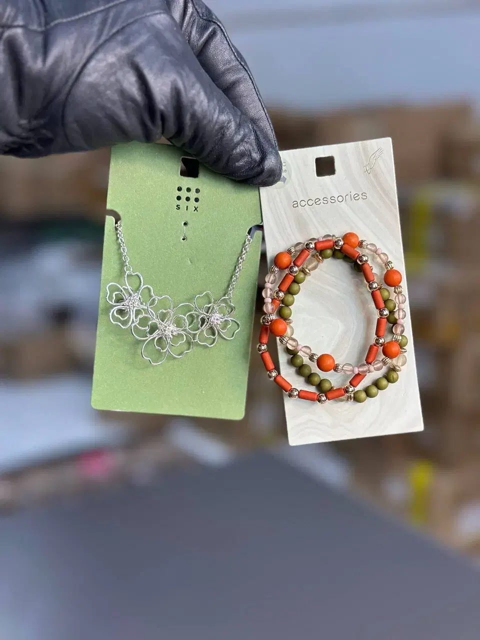 پخش عمده بدلیجات و اکسسوری I am و Tosh|بدلیجات|شیراز, منطقه هوایی شهید دوران|دیوار