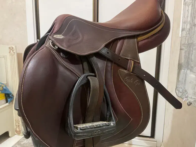 زین فرسا مدل جدید|اسب و تجهیزات اسبسواری|همدان, |دیوار