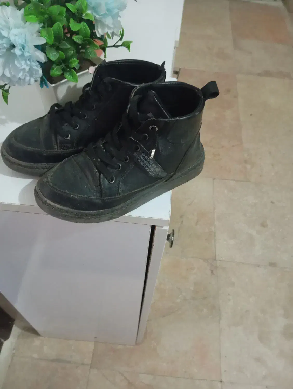 کفش بچه گونه|کیف، کفش، کمربند|تنکابن, |دیوار