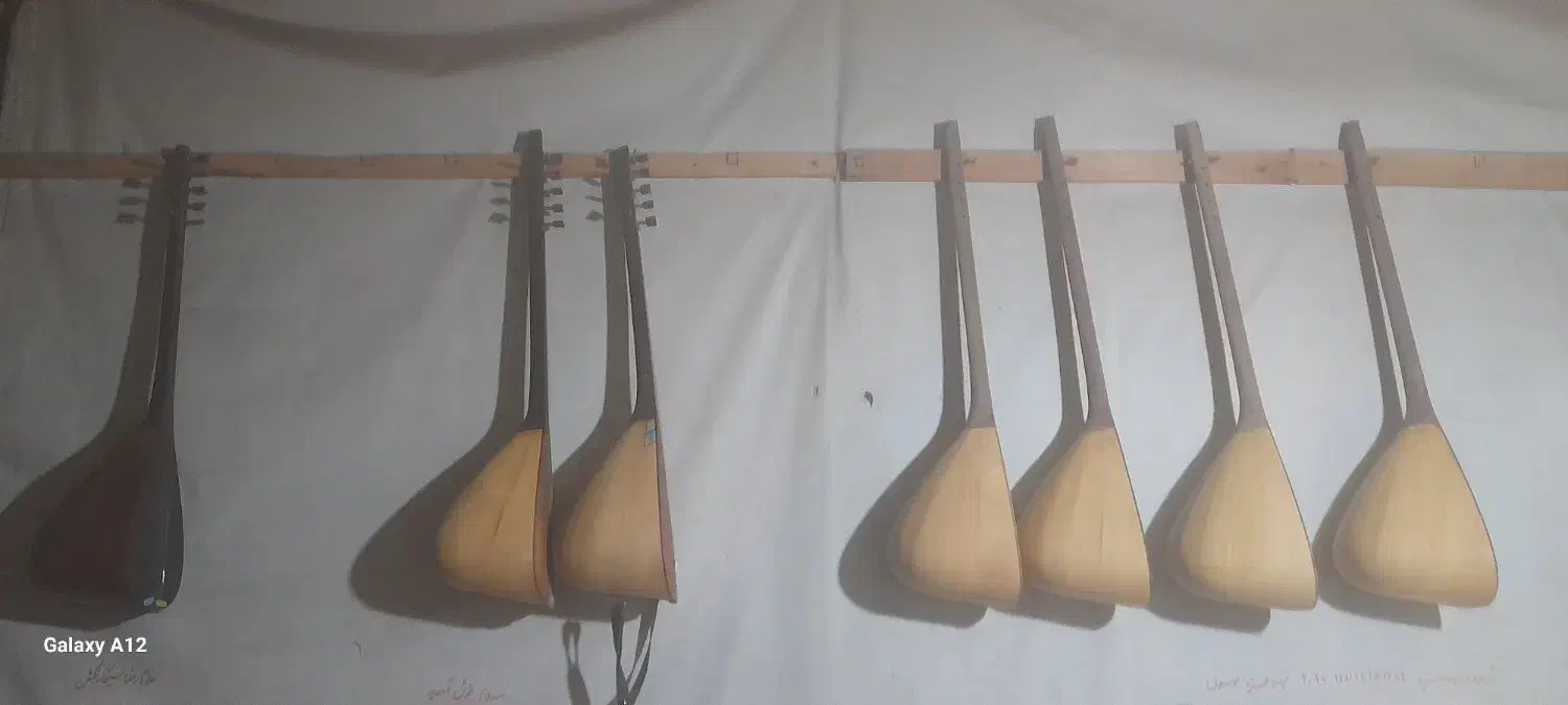 ساز قوپوز|سازهای سنتی|تبریز, |دیوار