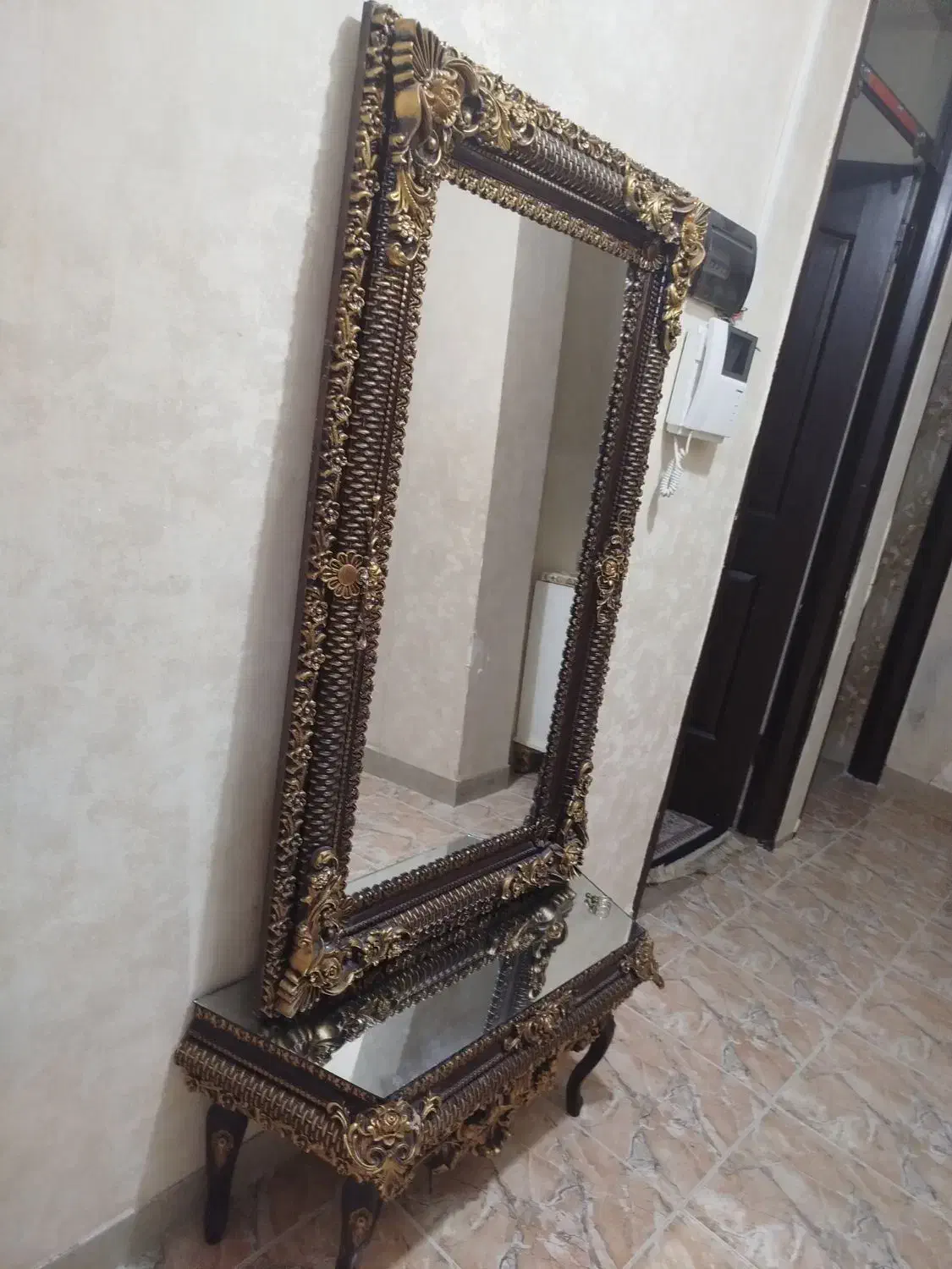 آیینه کنسول|بوفه، ویترین، کنسول|کازرون, |دیوار