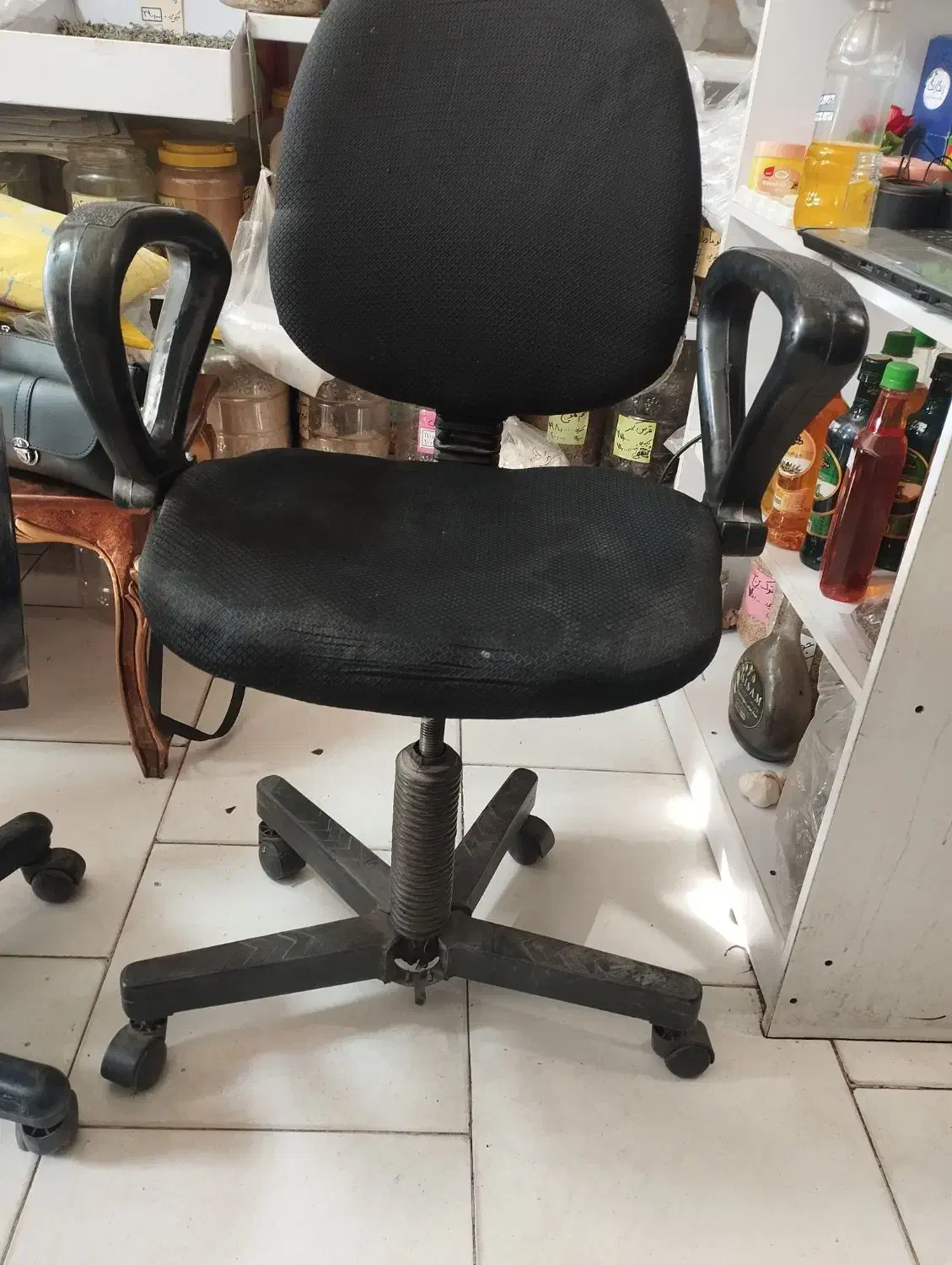 صندلی چرخ دار مدیریتی|مبلمان اداری|کرج, حیدرآباد|دیوار