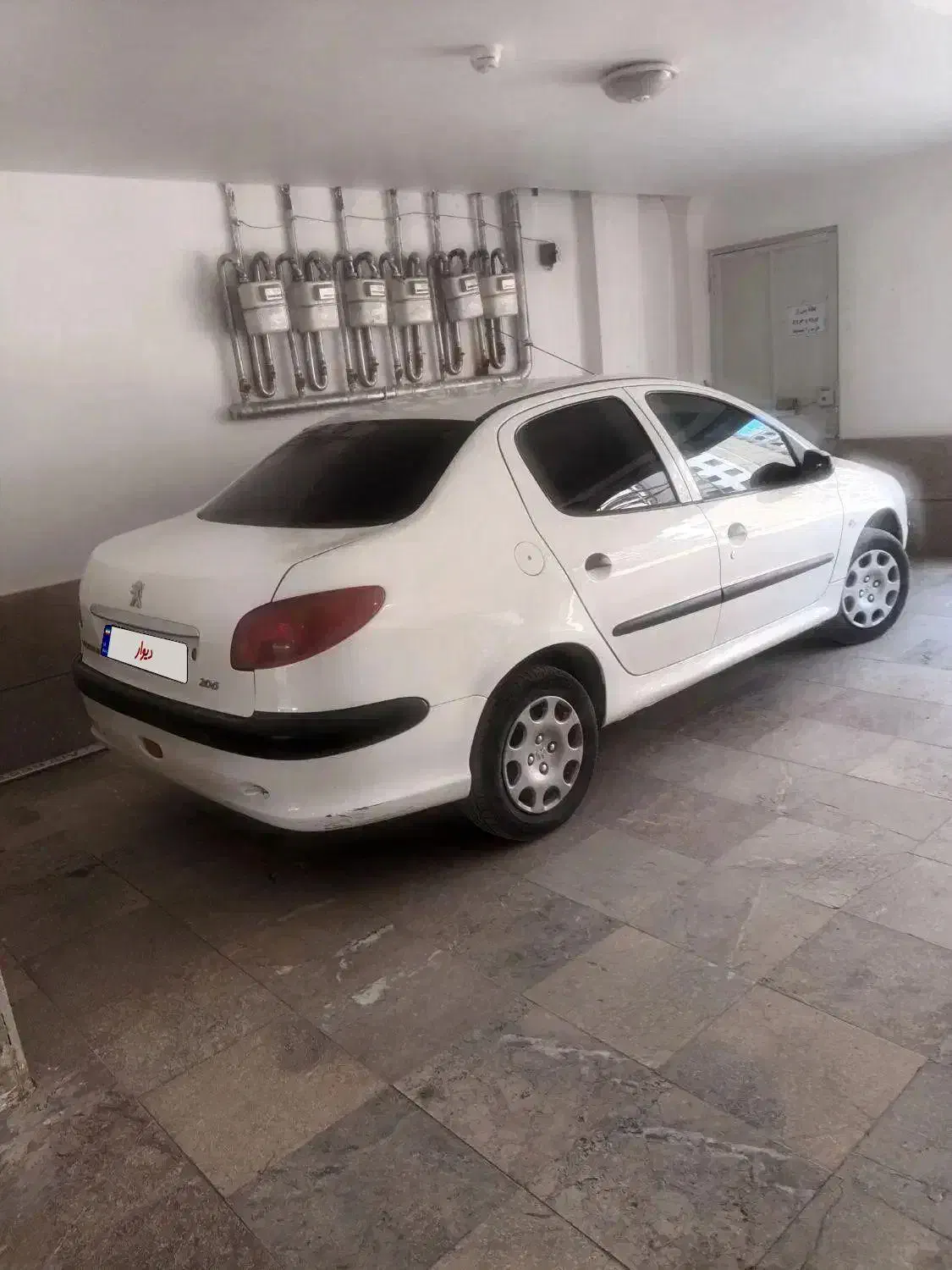 ۲۰۶  صندقدار موتور تیوفای مدل ۹۶  بیرنگ پلمپ|خودرو سواری و وانت|سبزوار, دانشگاه آزاد|دیوار