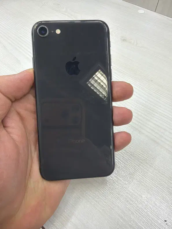 iPhone 8 64|موبایل|تهران, گلستان (شهرک راه آهن)|دیوار