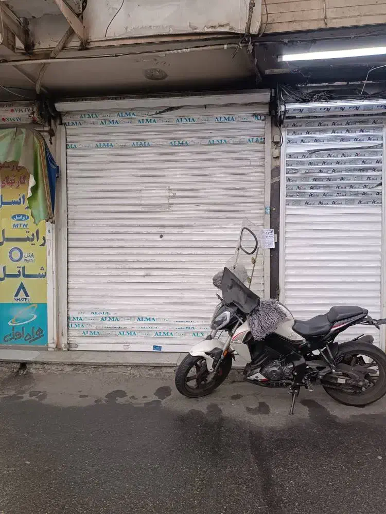 مغازه ۴۸ متری بر میدان شهید سعیدی|اجارهٔ مغازه و غرفه|تهران, دولاب|دیوار