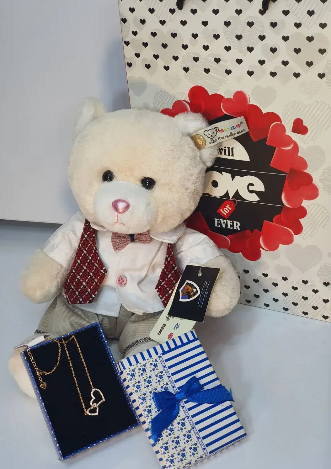 پک ولنتاین|کلکسیون و سرگرمی|رشت, فلسطین|دیوار