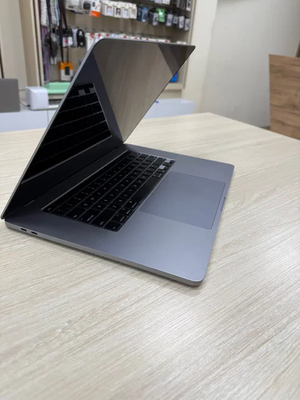 MacBook pro 2019 cori9/64 /8 با یک ماه مهلت تست|رایانه همراه|تهران, میرداماد|دیوار