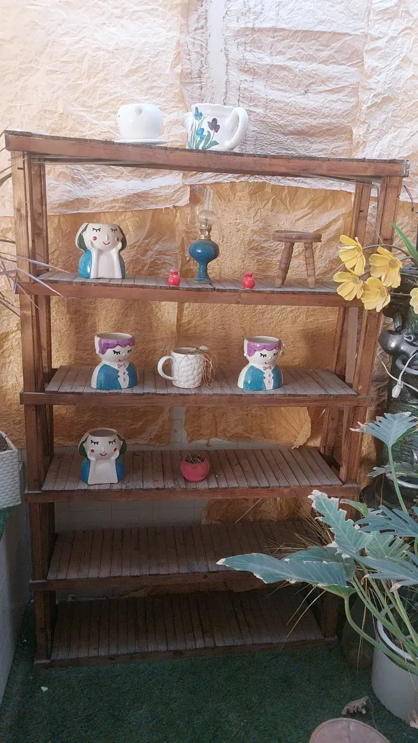 استند چوبی پایه گل|صنایع دستی و سایر لوازم تزئینی|همدان, |دیوار