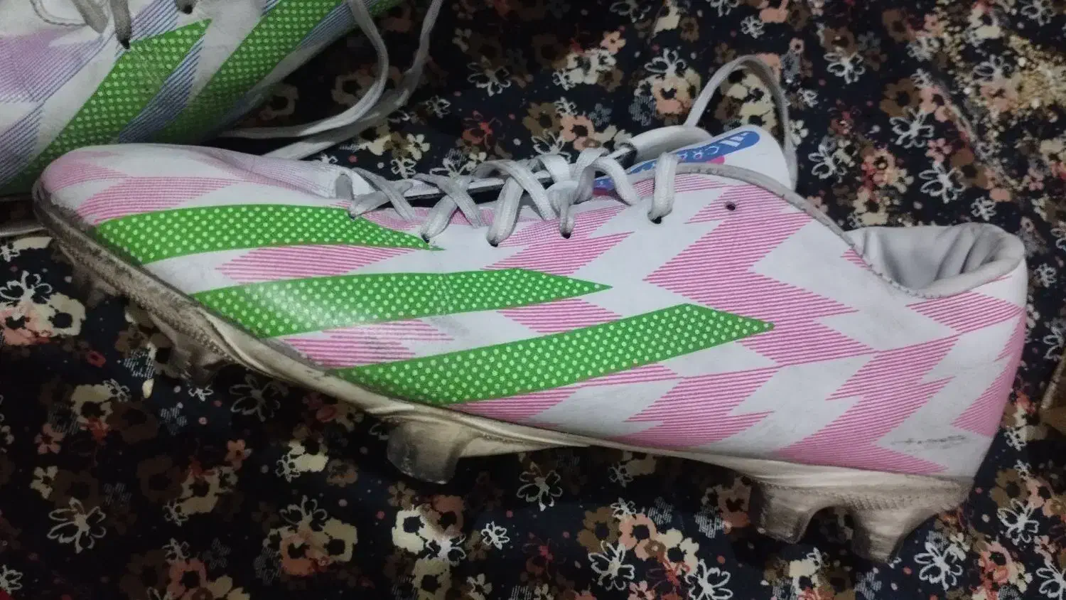 چمنی|ورزش‌های توپی|ملارد, |دیوار