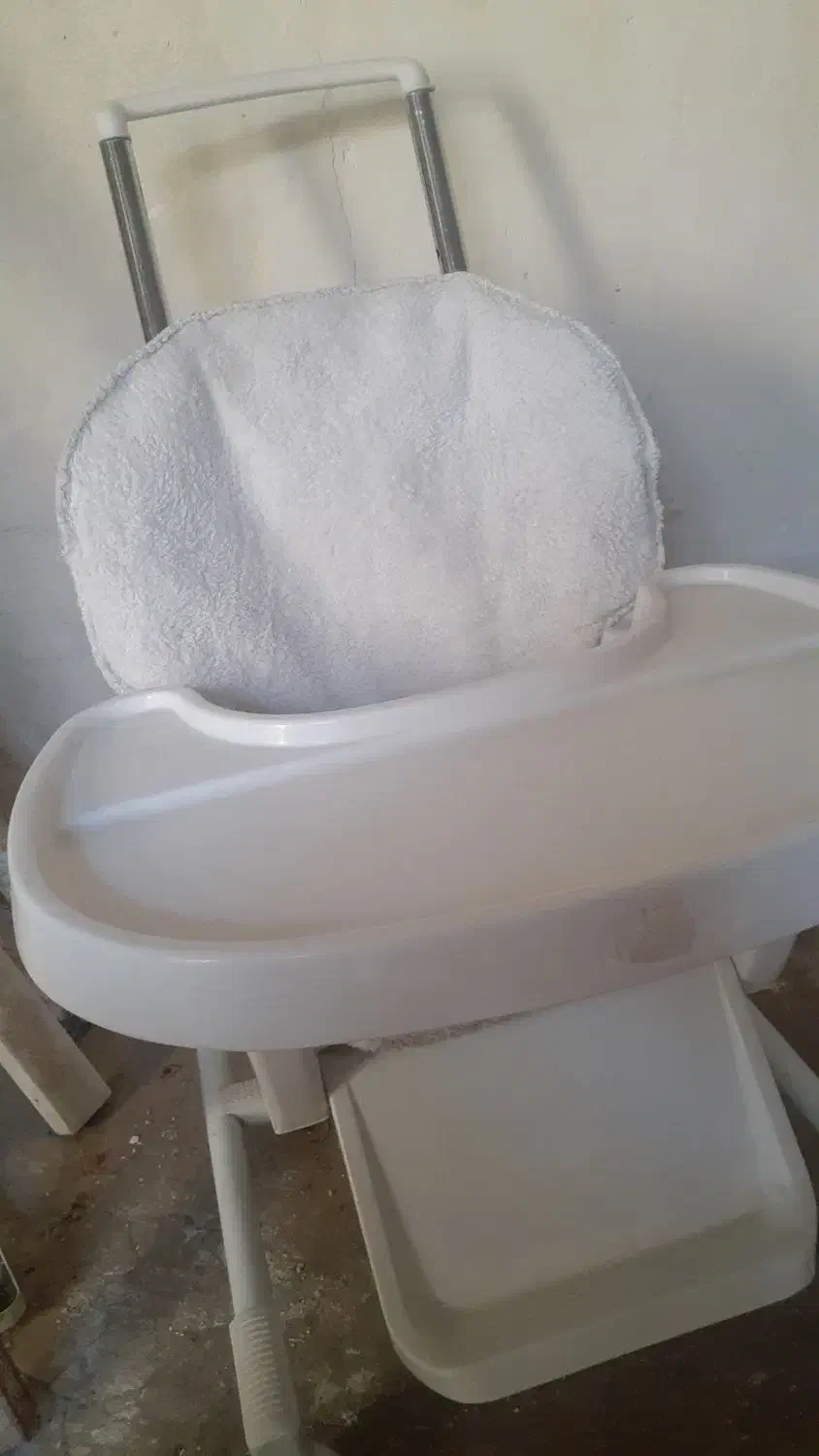 غذاخوری کودک|تخت و صندلی بچه|میانه, |دیوار