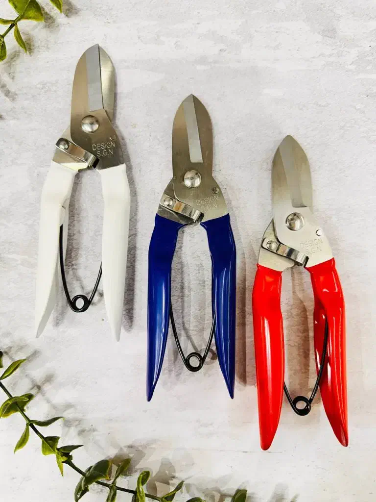 قیچی قند قند شکن|ابزارآلات|اصفهان, جنیران (لادان)|دیوار