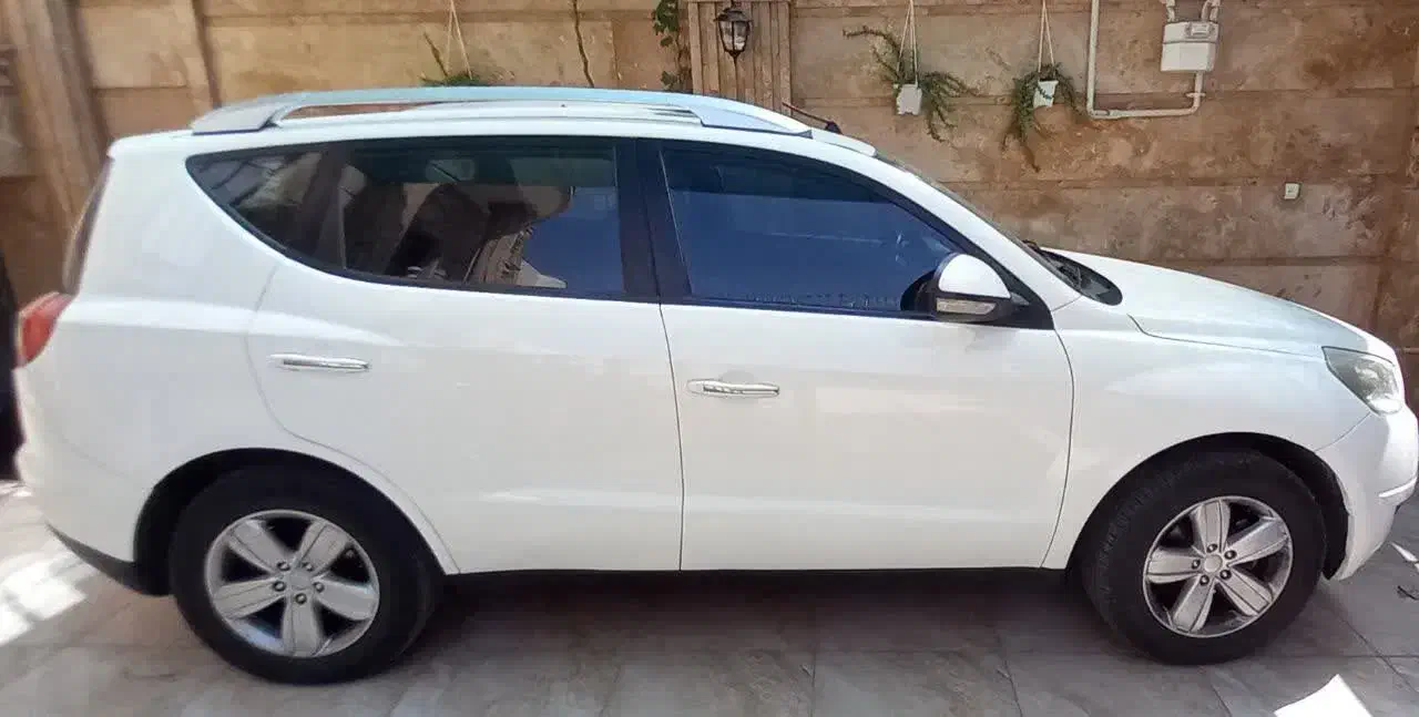 جیلی شاسی بلند امگرند|خودرو سواری و وانت|مشهد, حسابی جنوبی (شهرک غرب)|دیوار