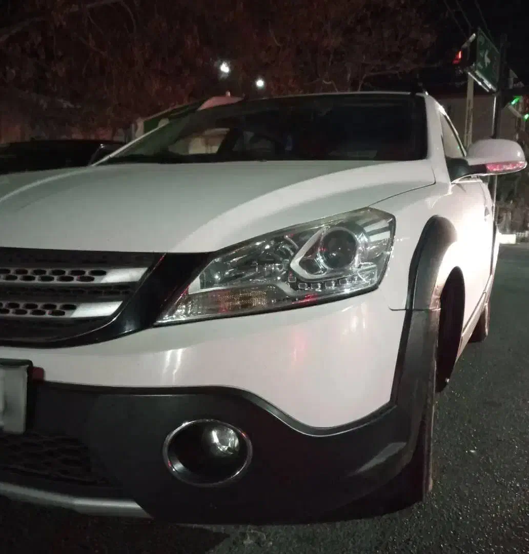 اچ سی کراس ۹۷، بدون خط و خش، اتومات|خودرو سواری و وانت|گنبد کاووس, |دیوار