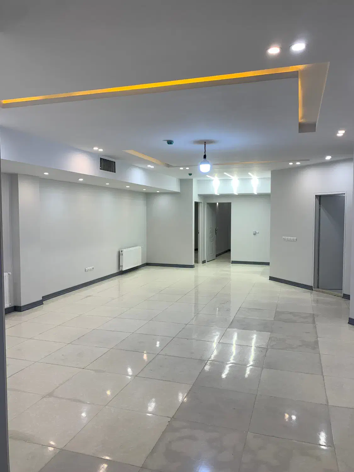 واحد ۱۲۰ متری اردستانی|اجارهٔ آپارتمان|تهران, نگین غرب|دیوار