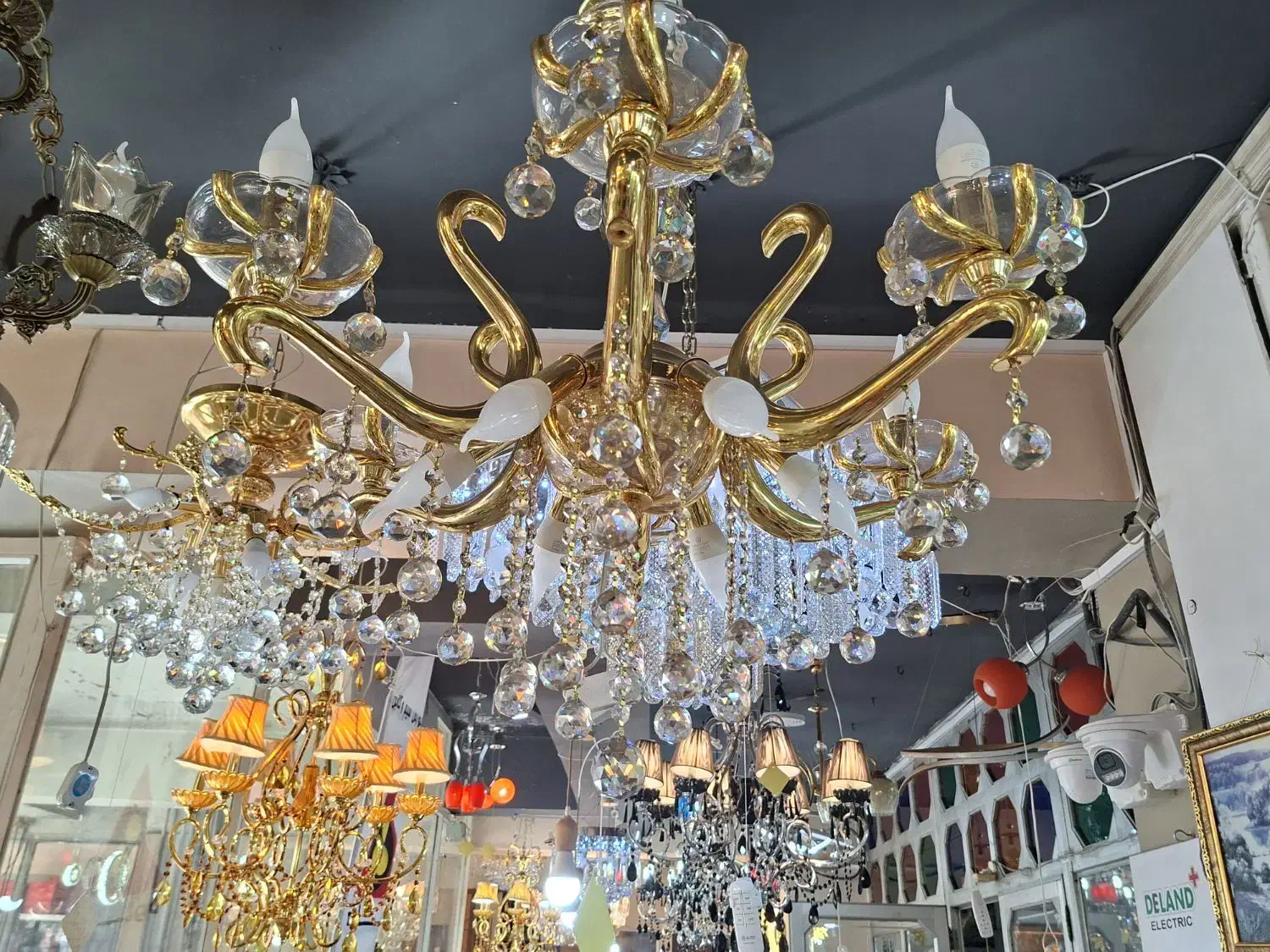 فروش انواع لوستر|لوستر و چراغ آویز|شیراز, زند|دیوار